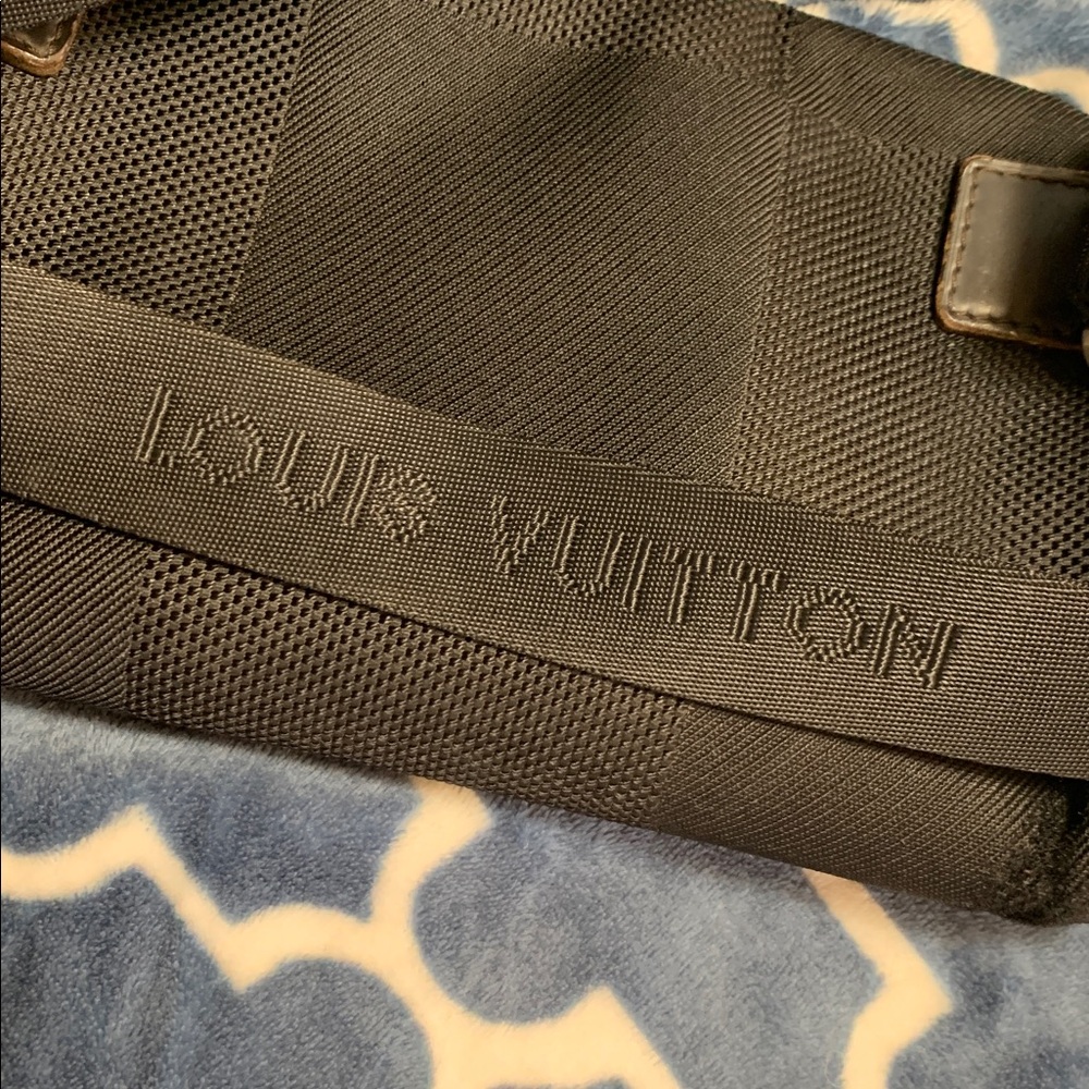 Louis Vuitton Black Damier Bum Waist Adjustable Strap Bag Purse Satchel - Picture 11 of 11